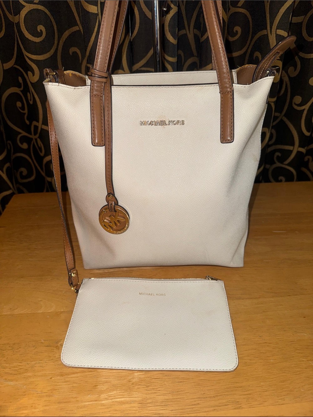 Michael Kors Hayley Large North South Convertible Tote Bag with Pouch Set